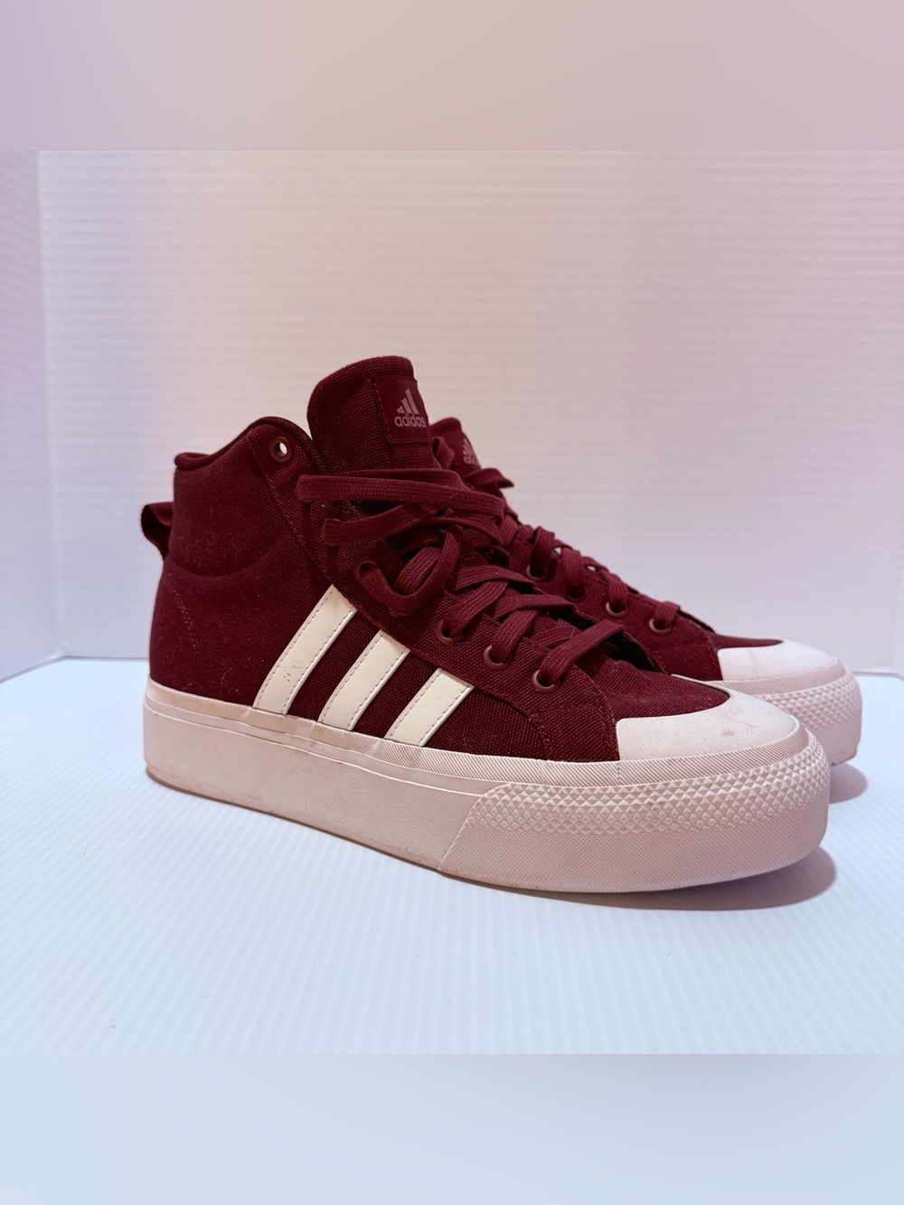 adidas Women’s Burgundy/White Mid Top Lace Up Athletic Sneakers Solid Size 9